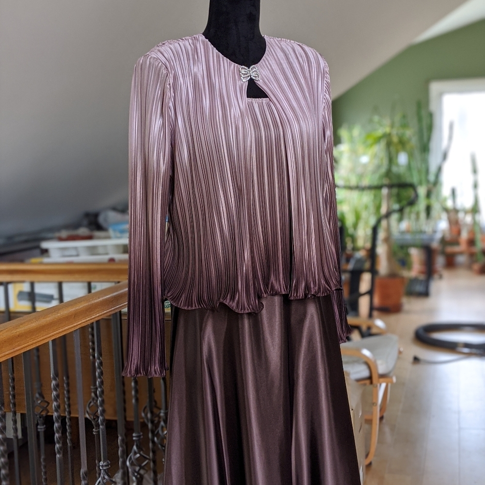 Cachet Dress Size 8